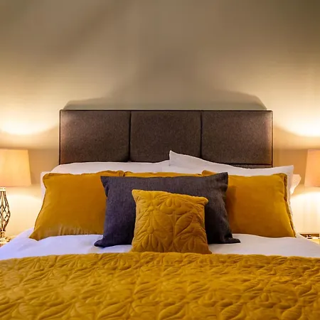 Appartement 2 Rowntree House